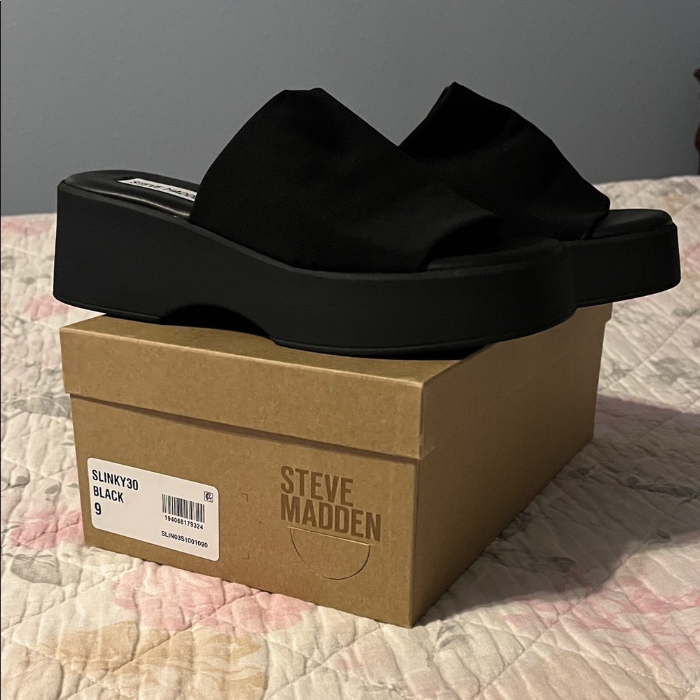 Steve Madden Women's Black Platform Slide Sandals